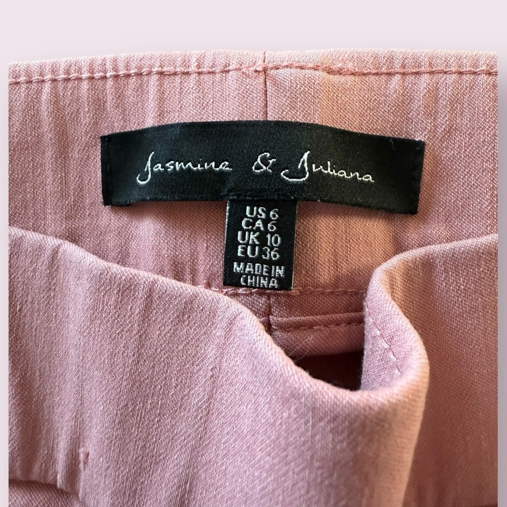 Jasmine and Juliana women’s size 4 pink stretch jeggings. . - Picture 2 of 6
